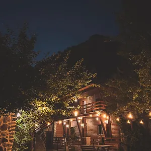 Hostal Pashko Theth